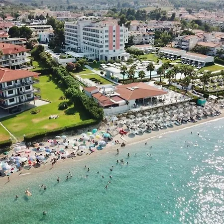 George Seafront 1 Bedroom 5 Guests Apartament Hanioti