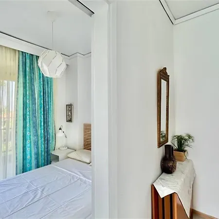 George Seafront 1 Bedroom 5 Guests *